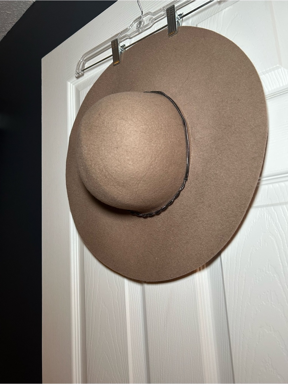 Women's Wide-Brim Felt Hat in Brown